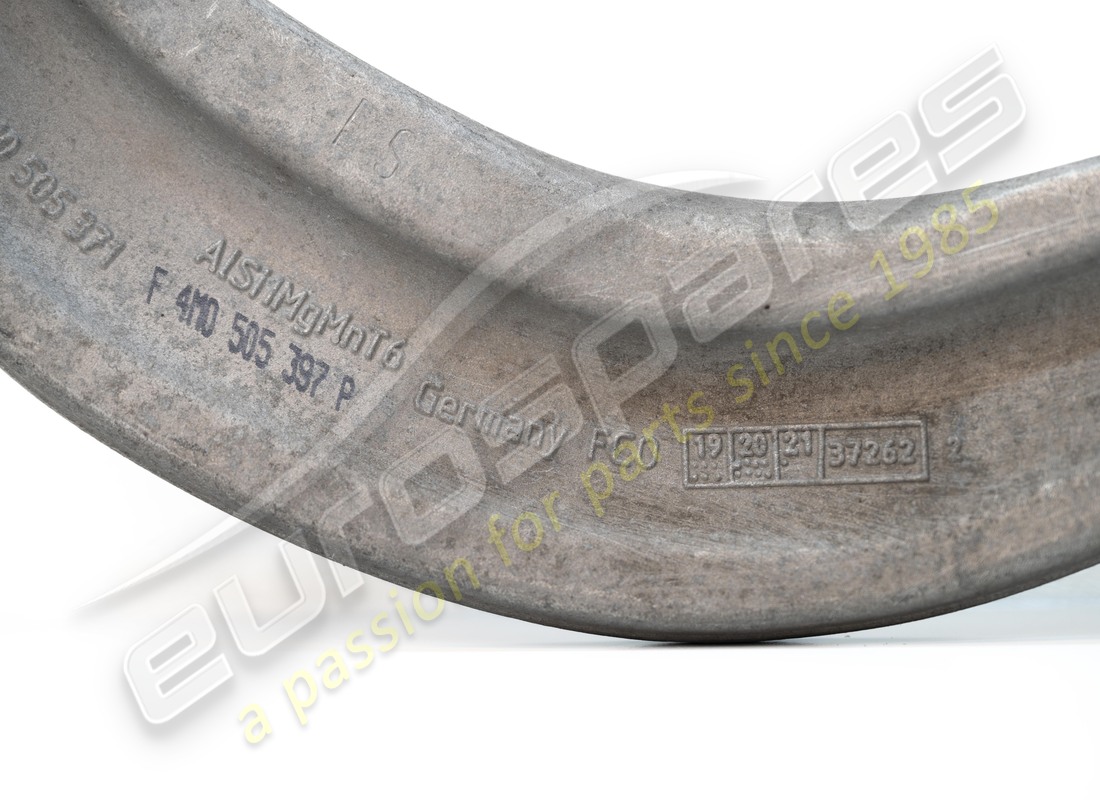 braccio di controllo tracciato lamborghini usato. numero parte 4m0505397p (3)