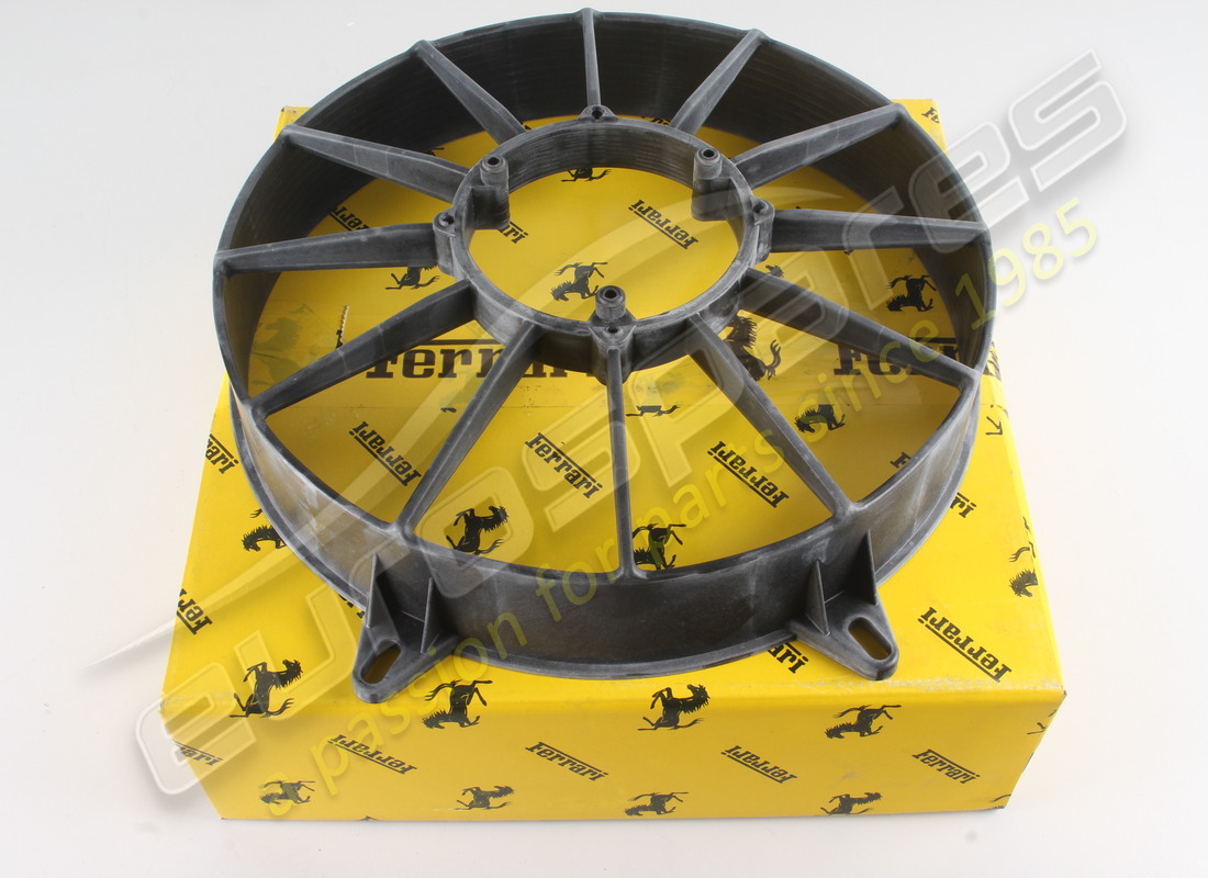 nuovo ferrari alloggiamento motore ventola. numero parte 125938 (1)