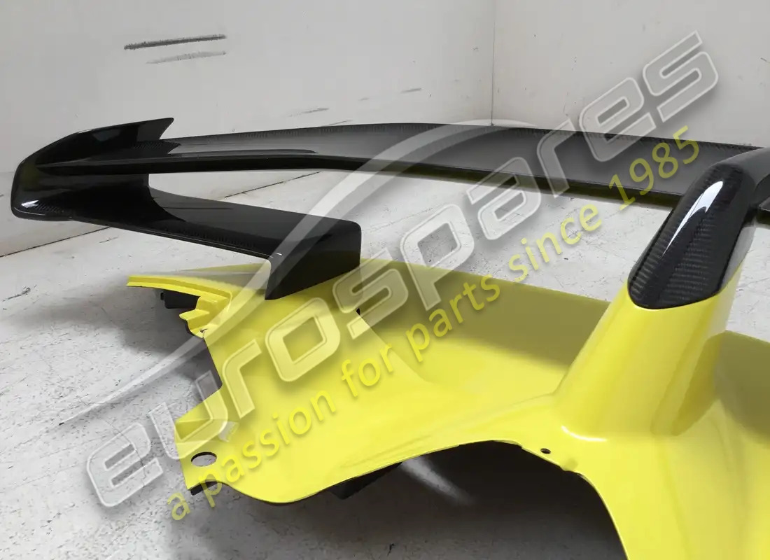 NUOVO (ALTRO) EUROSPARES SPOILER ALA (CARBONIO LUCIDO). NUMERO PARTE EAP1490377 (3) nuovo (altro) eurospares spoiler ala (carbonio lucido). numero parte eap1490377 (3)