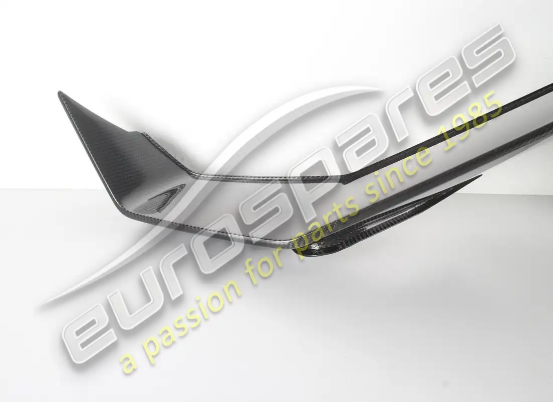 nuovo (altro) lamborghini rifinitura angolare. numero parte 470807138 (3)