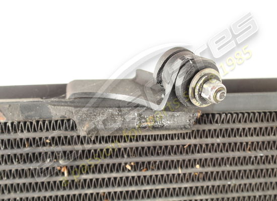 usato ferrari codice articolo radiatore olio 180923