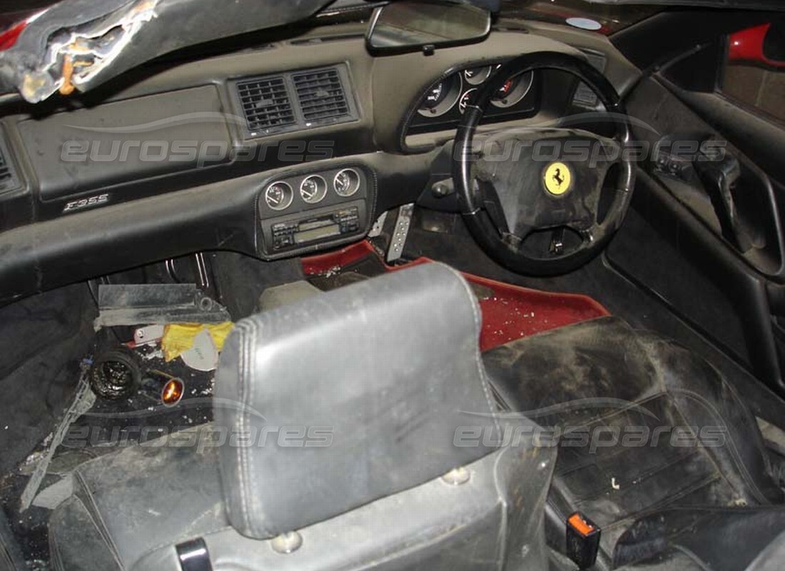 ferrari 355 (5.2 motronic) con 25,807 miles, in preparazione per lo smantellamento di #3