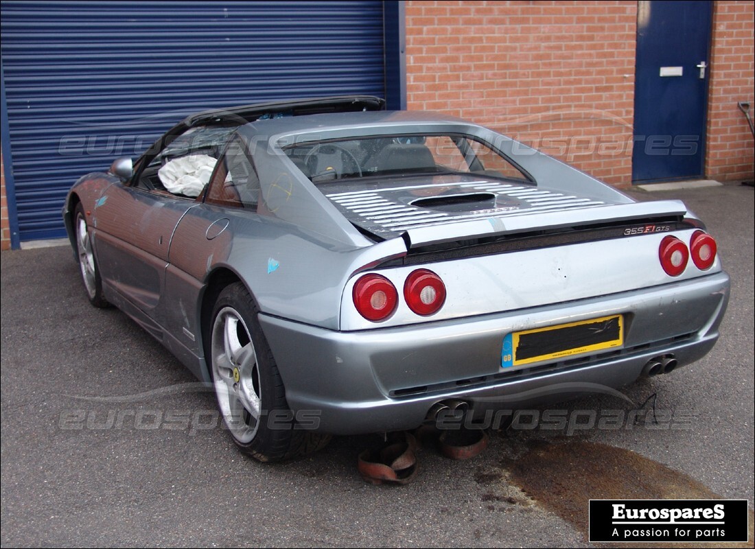 ferrari 355 (5.2 motronic) con 27,531 miles, in preparazione per lo smantellamento di #10
