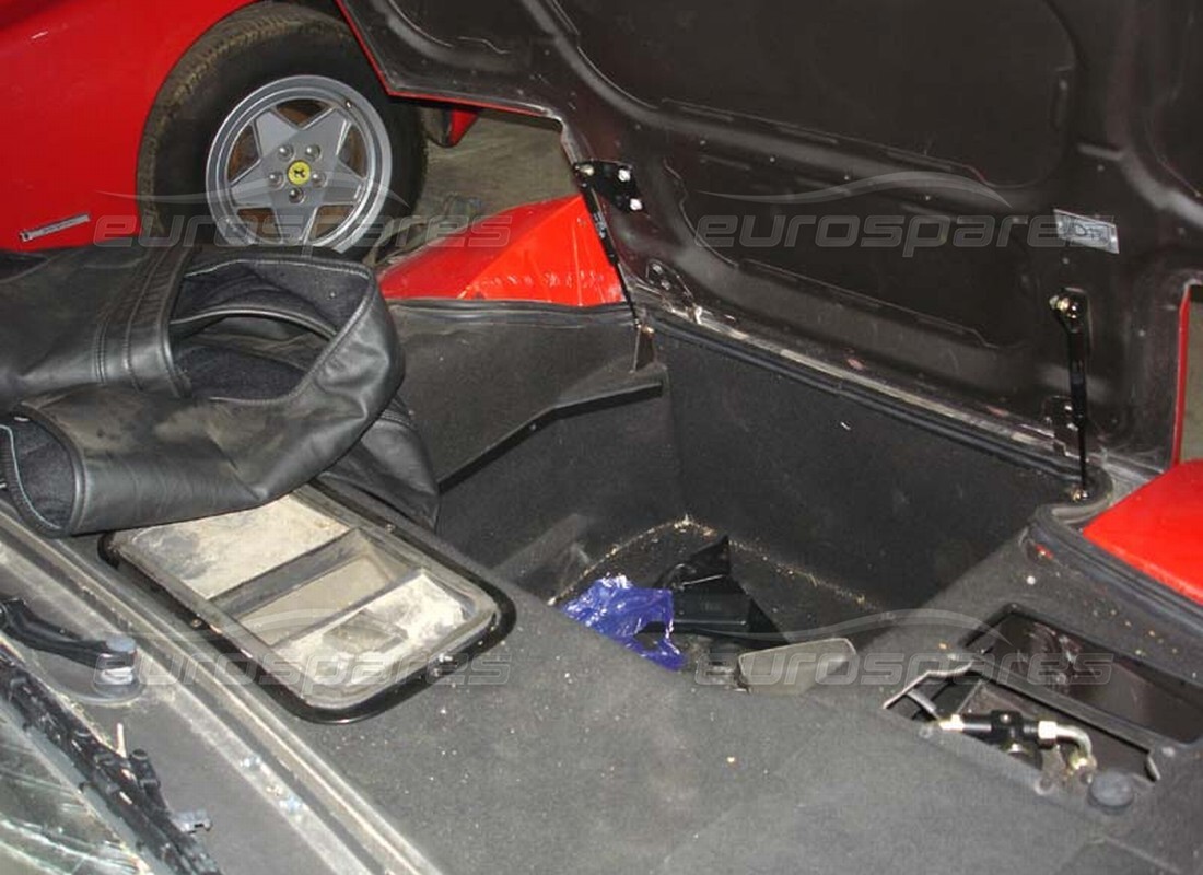ferrari 355 (5.2 motronic) con 25,807 miles, in preparazione per lo smantellamento di #4