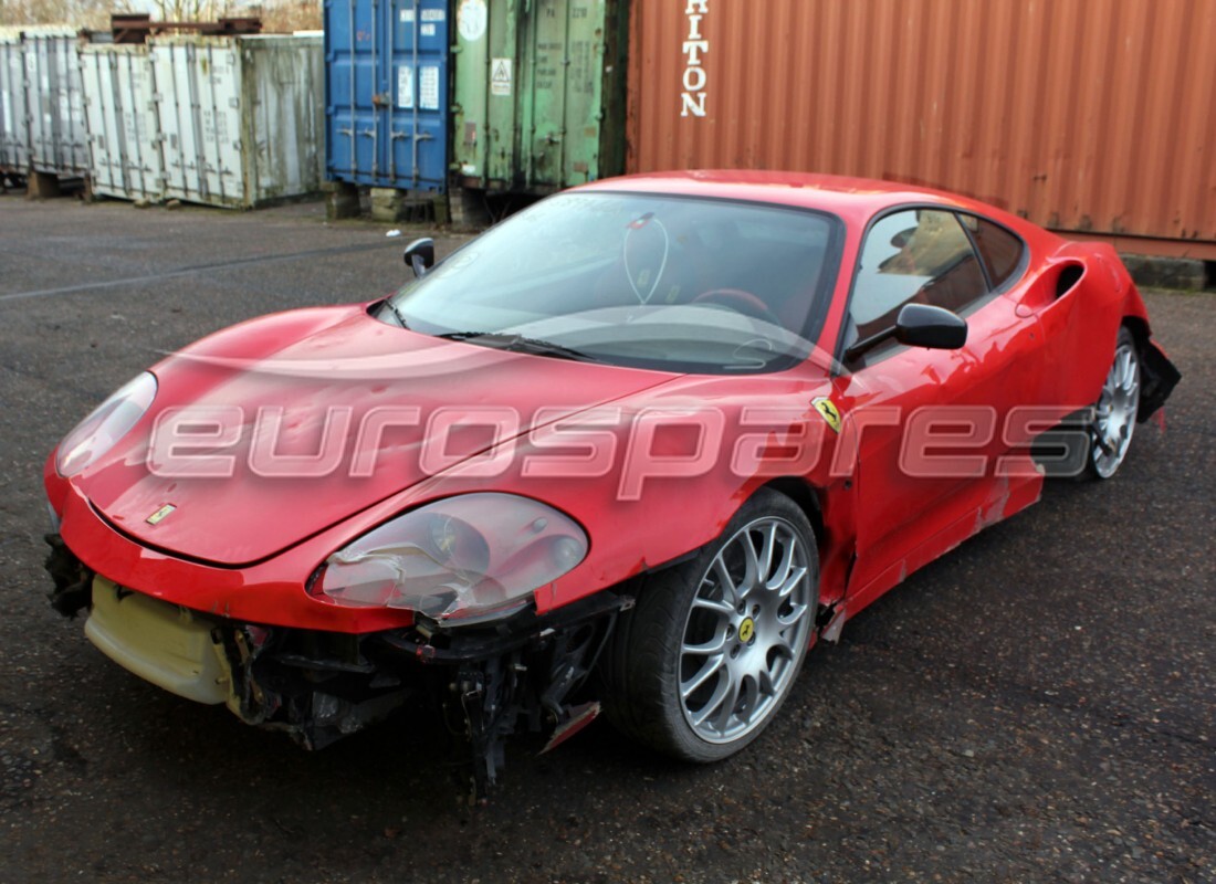 ferrari 360 challenge stradale in preparazione per lo smantellamento presso eurospares