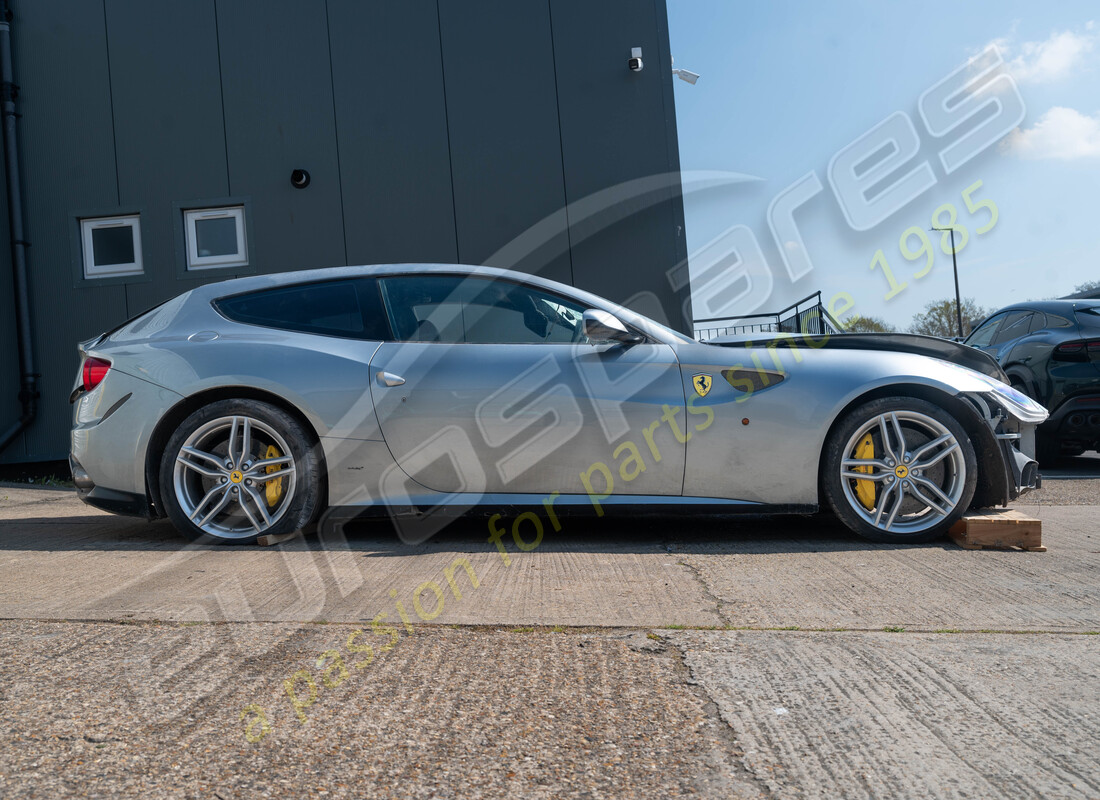 ferrari ff (rhd) con 50305, in preparazione per lo smantellamento di #6