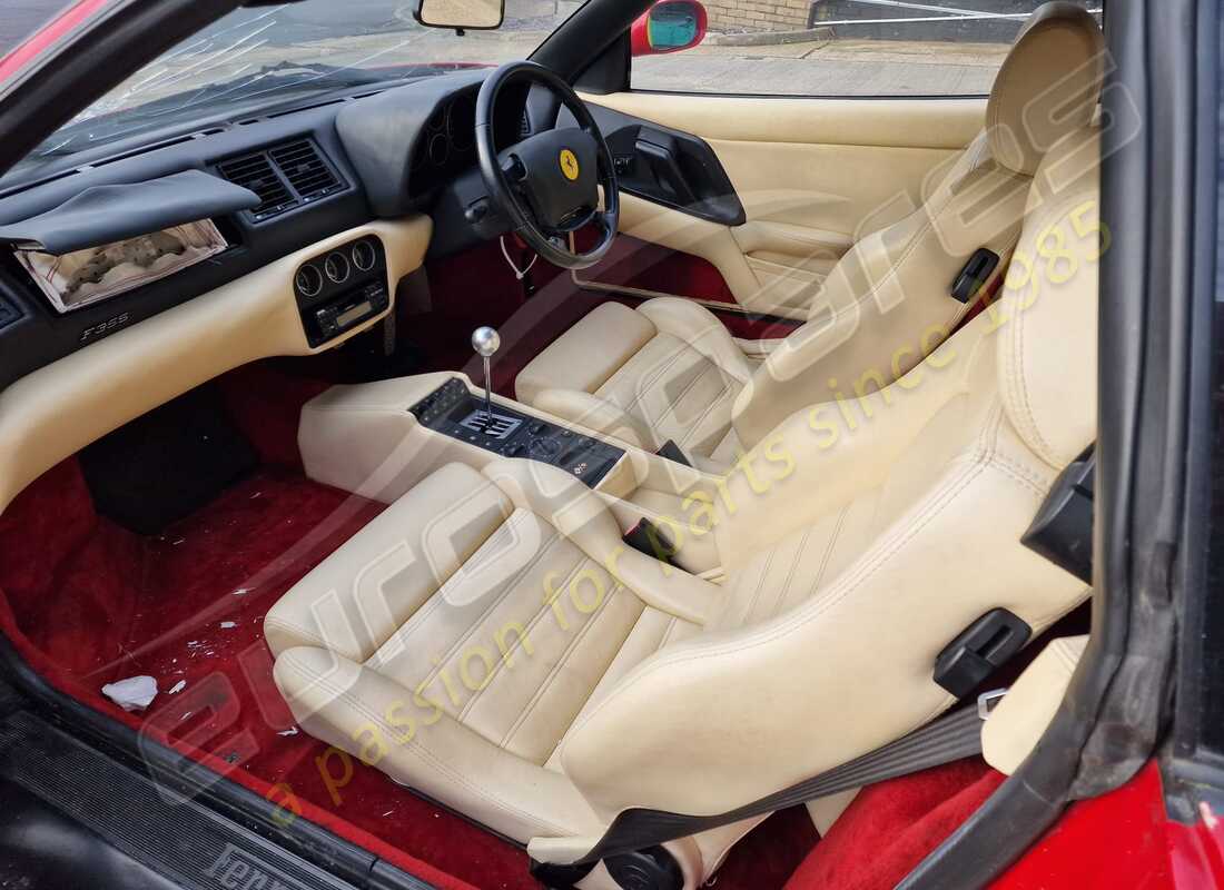 ferrari 355 (5.2 motronic) con 34,576 miles, in preparazione per lo smantellamento di #9