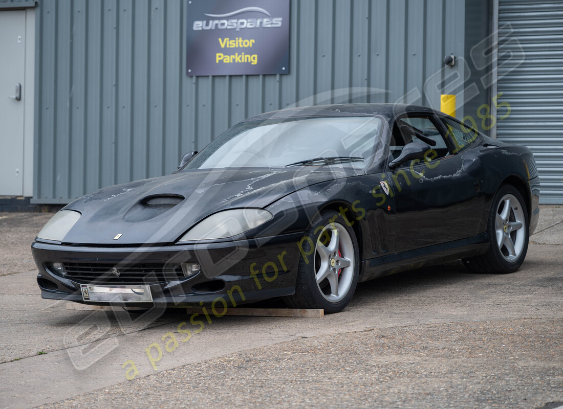 ferrari 550 maranello con 122523, in preparazione per lo smantellamento di #1