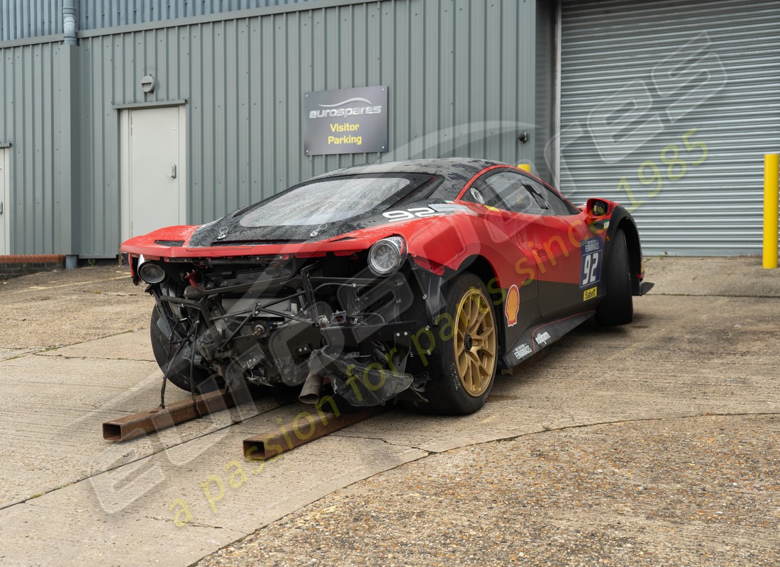 ferrari 488 challenge con 3900km, in preparazione per lo smantellamento di #5