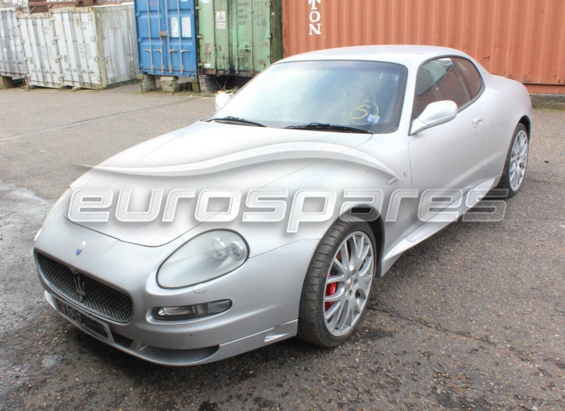 maserati 4200 gransport (2005) in preparazione per lo smantellamento presso eurospares