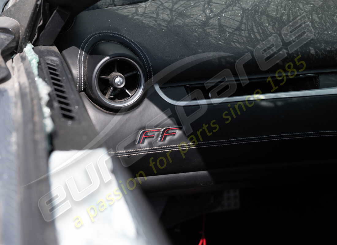 ferrari ff (rhd) con 50305, in preparazione per lo smantellamento di #19