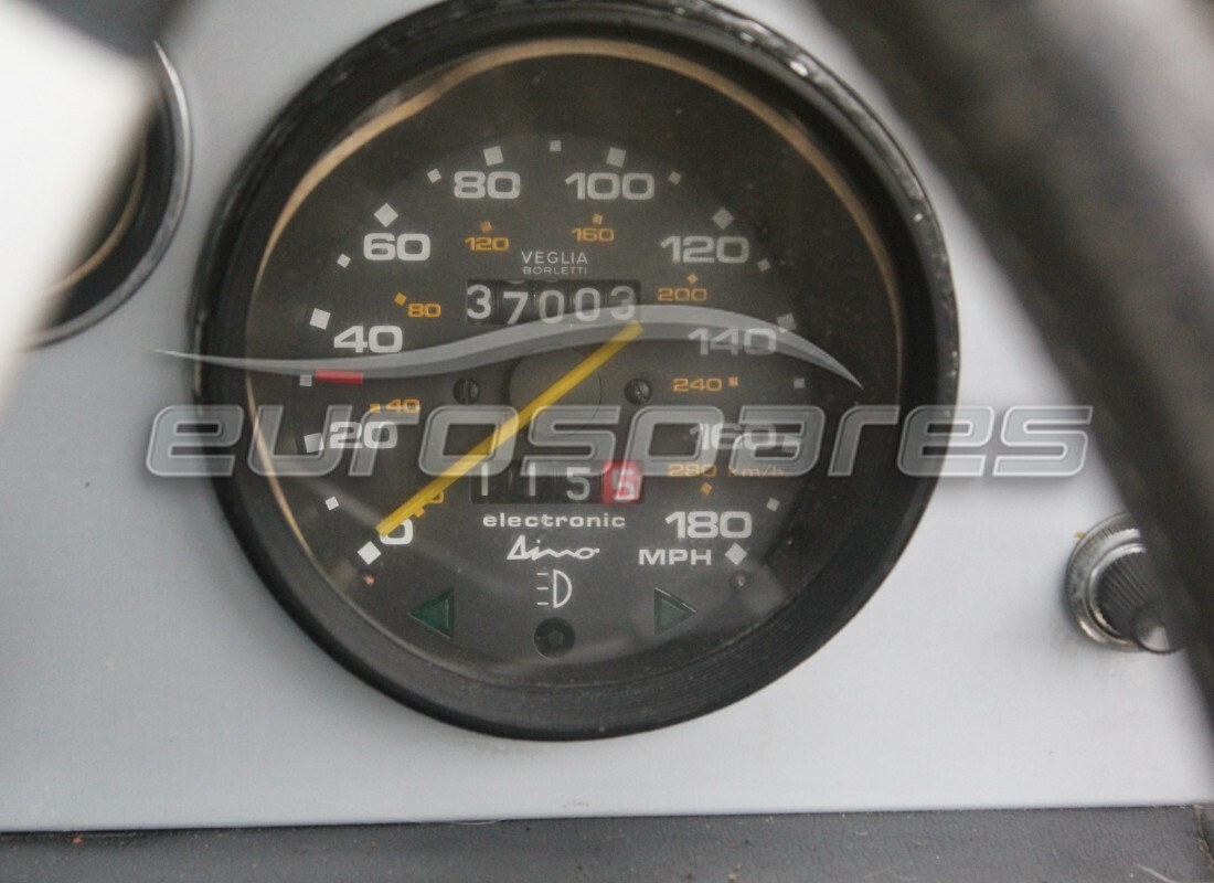 ferrari 308 gt4 dino (1979) con 37,003 miles, in preparazione per lo smantellamento di #6