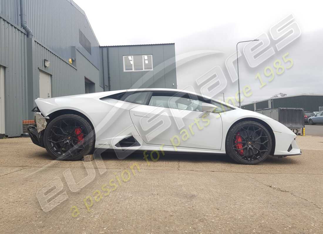 lamborghini evo coupe (2020) con 5,415 miles, in preparazione per lo smantellamento di #6