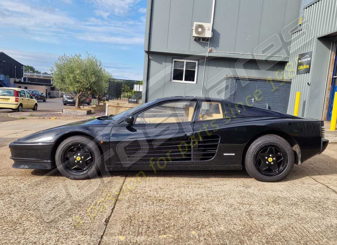 ferrari testarossa (1990) con 35,976 miles, in preparazione per lo smantellamento di #2