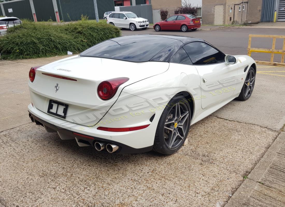 ferrari california t (europe) con sconosciuto, in preparazione per lo smantellamento di #5