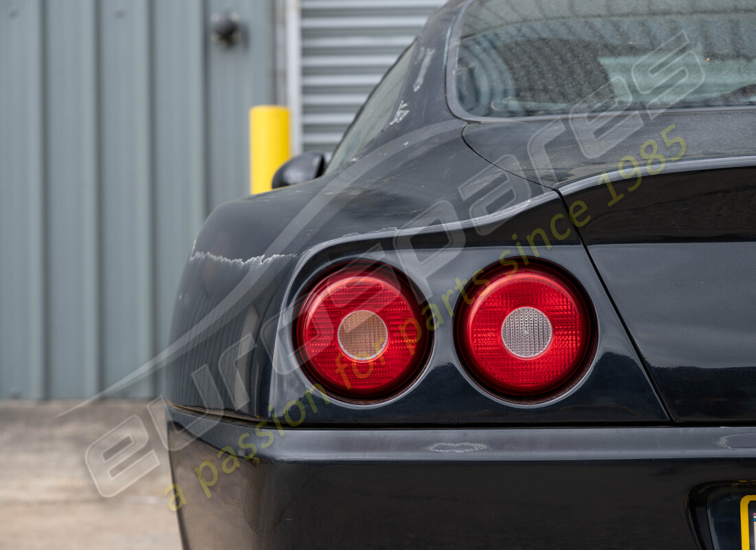 ferrari 550 maranello con 122523, in preparazione per lo smantellamento di #28