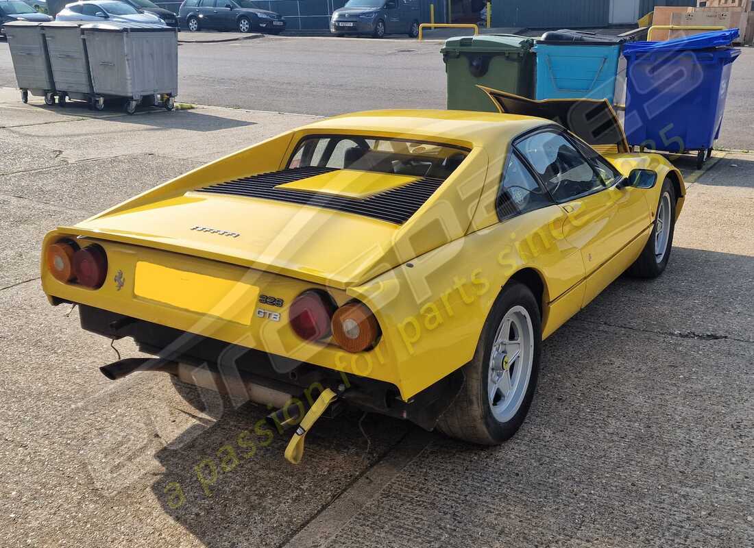 ferrari 328 (1985) con 82149 miglia, in preparazione per lo smantellamento di #5