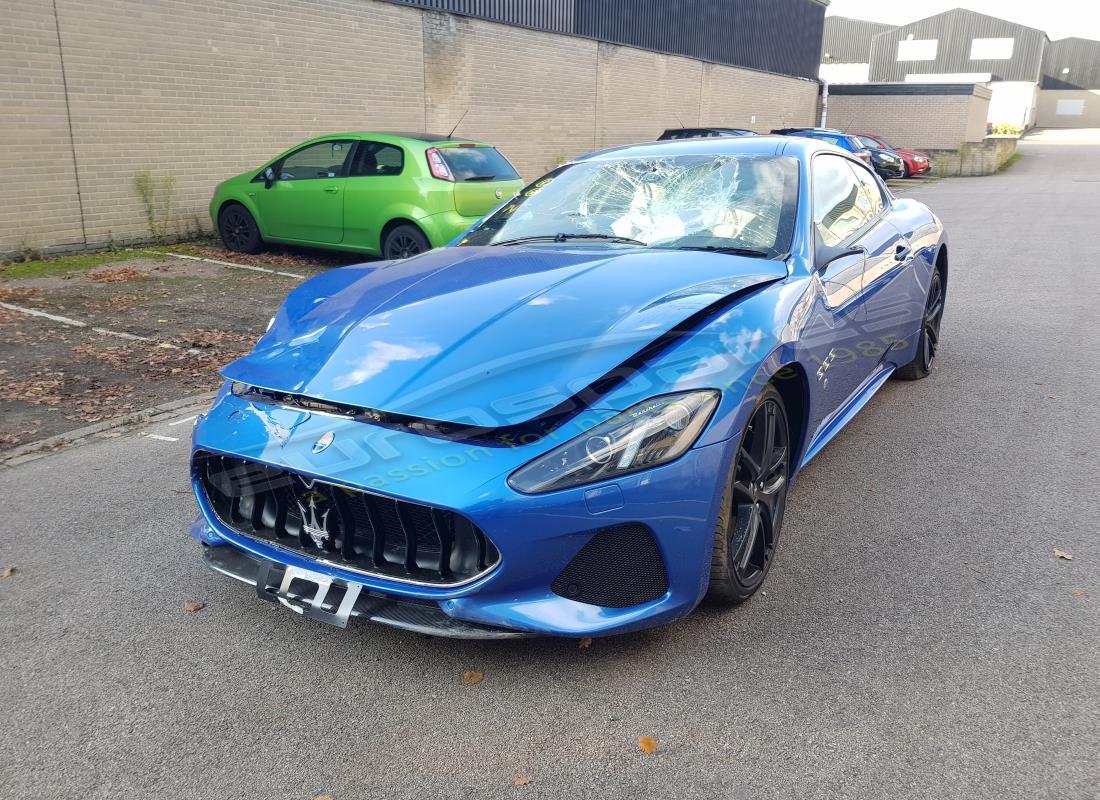 maserati granturismo s (2018) in preparazione per lo smantellamento presso eurospares