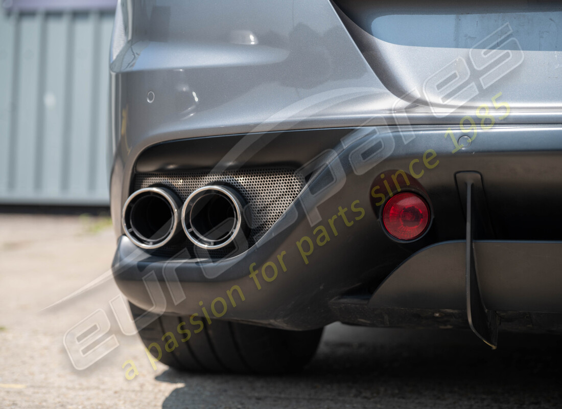 ferrari ff (europe) con 67978 kms, in preparazione per lo smantellamento di #31