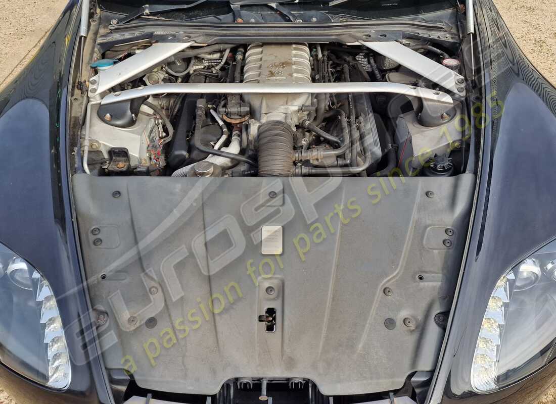 aston martin v8 vantage (2006) con 84,619 miles, in preparazione per lo smantellamento di #15