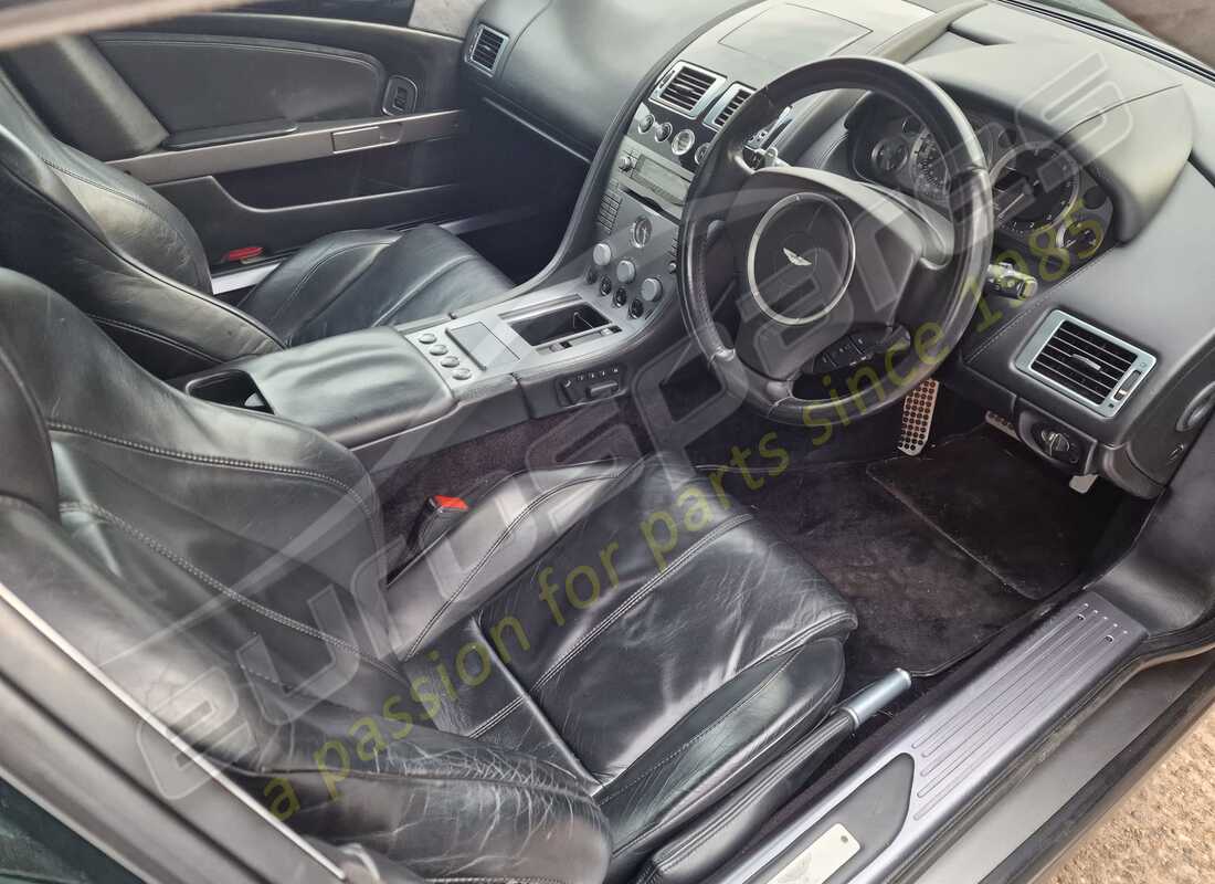 aston martin db9 (2007) con 102,483 miles, in preparazione per lo smantellamento di #9