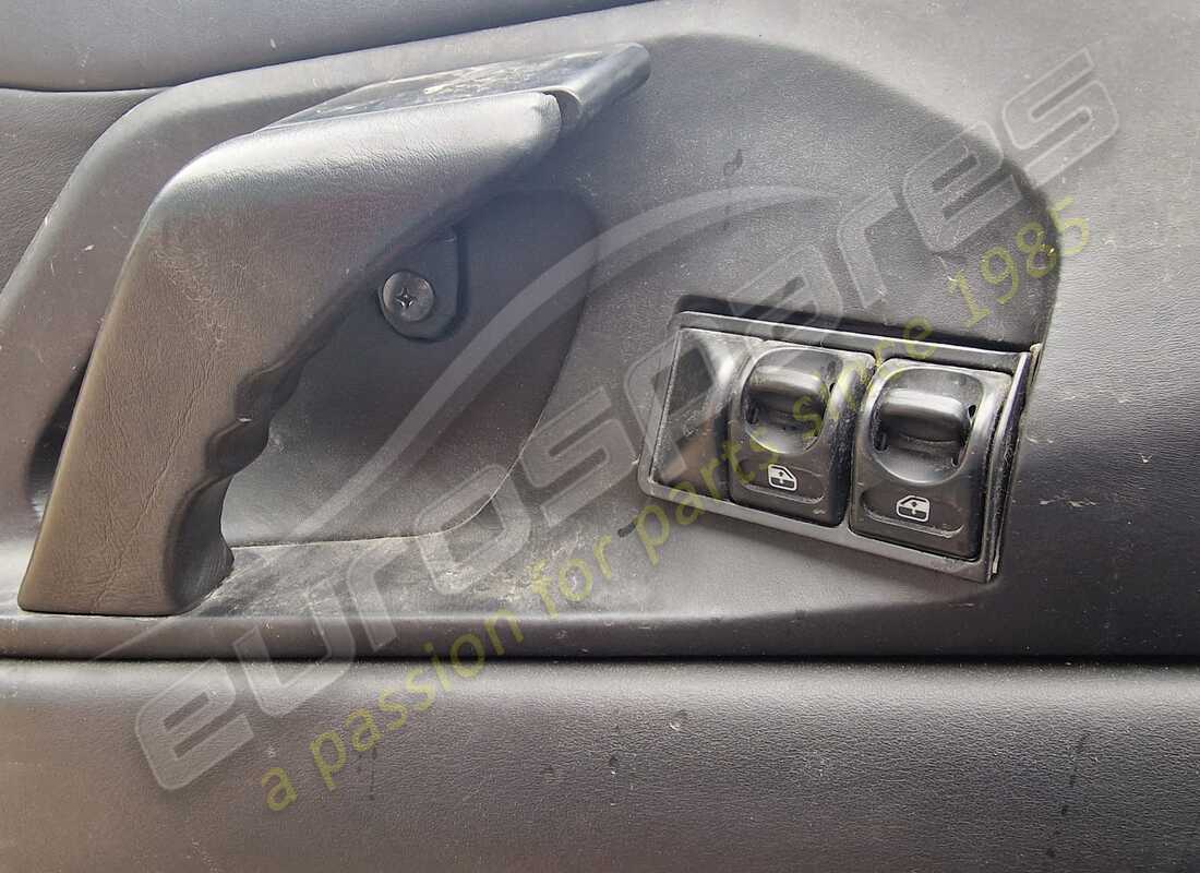 ferrari 355 (2.7 motronic) con 56683 km, in preparazione per lo smantellamento di #19