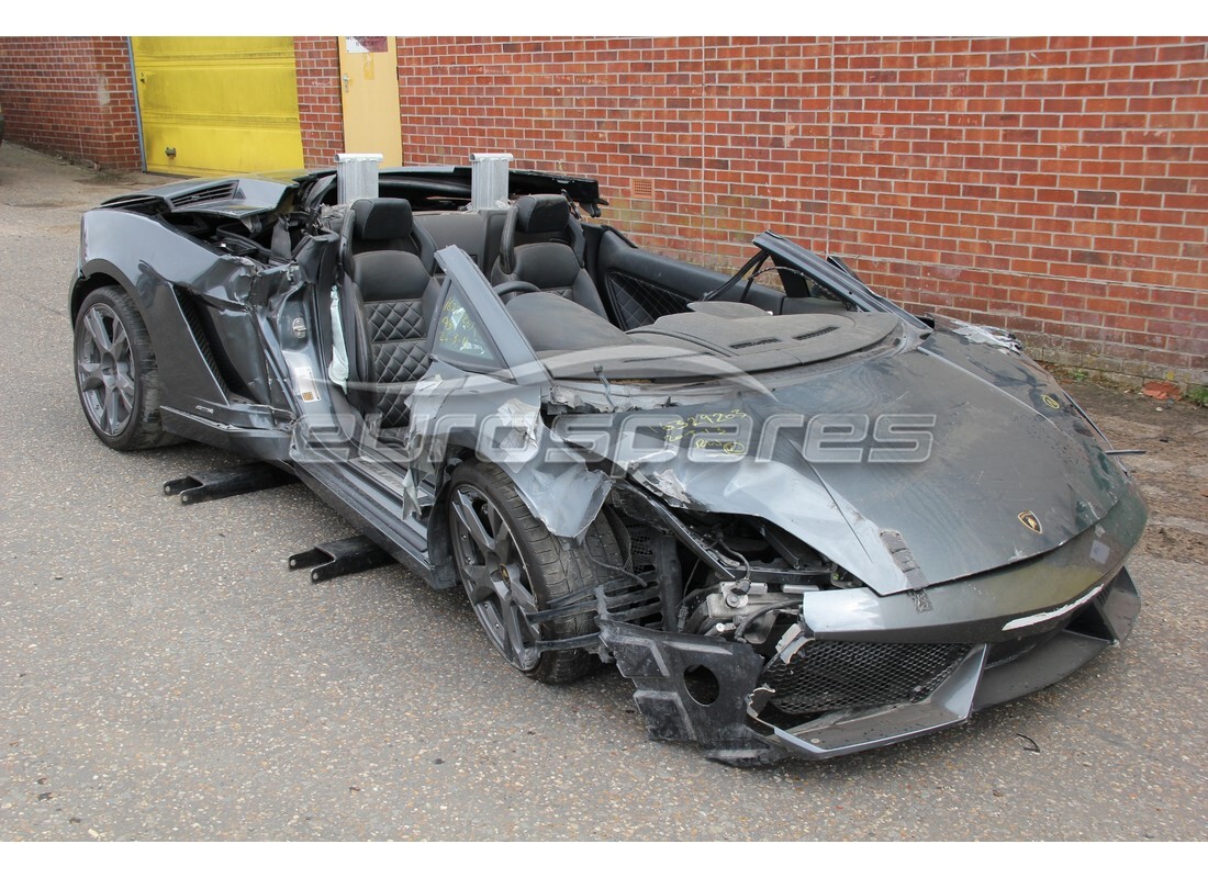 lamborghini lp560-4 spider (2010) con 8,000 miles, in preparazione per lo smantellamento di #7