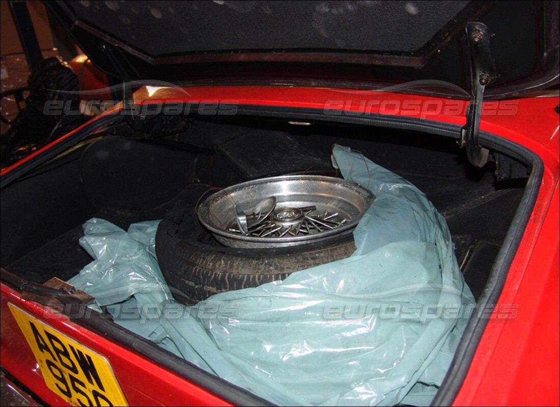 ferrari 365 gt 2+2 (mechanical) con sconosciuto, in preparazione per lo smantellamento di #2