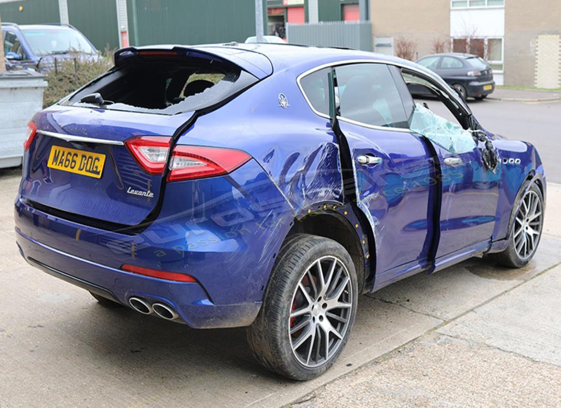 maserati levante (2017) con 41,527 miles, in preparazione per lo smantellamento di #5