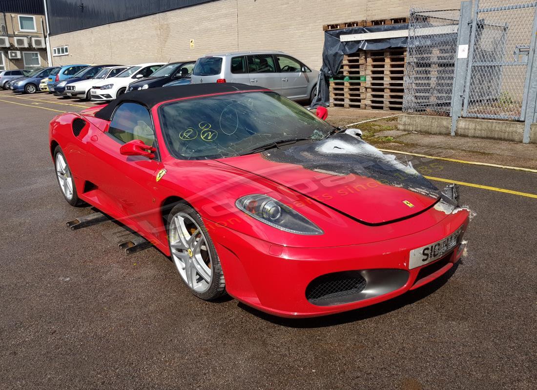 ferrari f430 spider (rhd) con sconosciuto, in preparazione per lo smantellamento di #7
