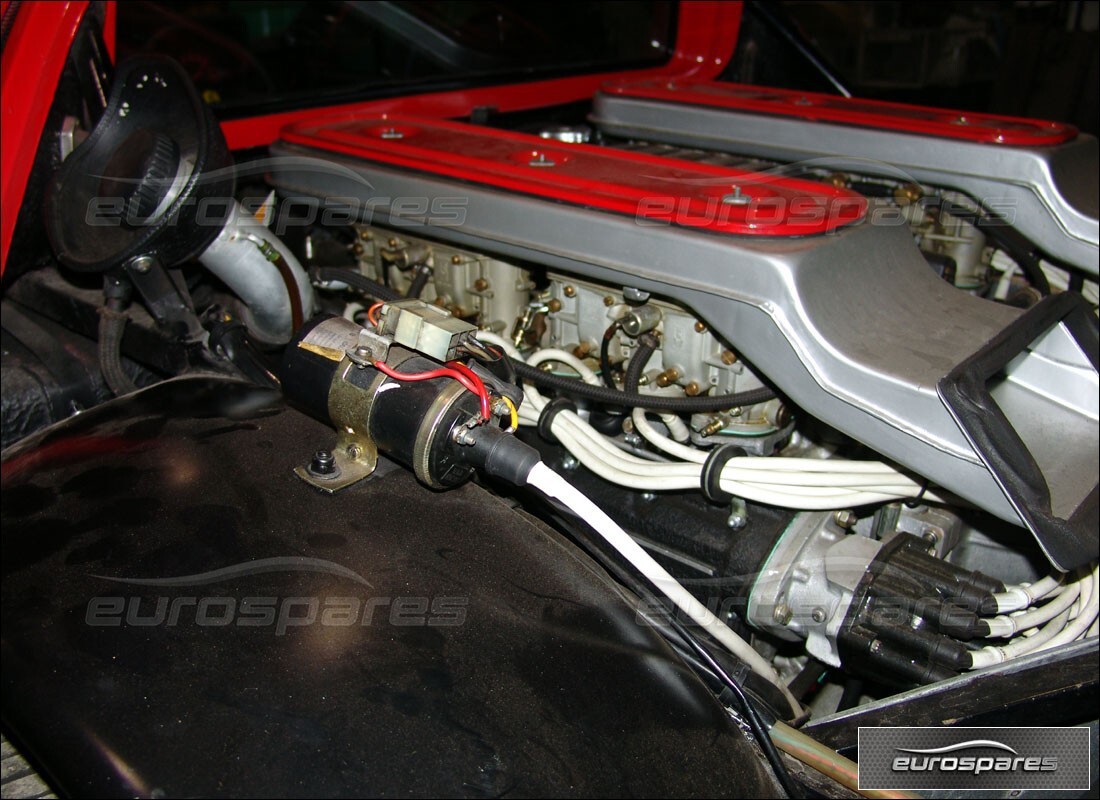 ferrari 512 bb con 15,936 miles, in preparazione per lo smantellamento di #10