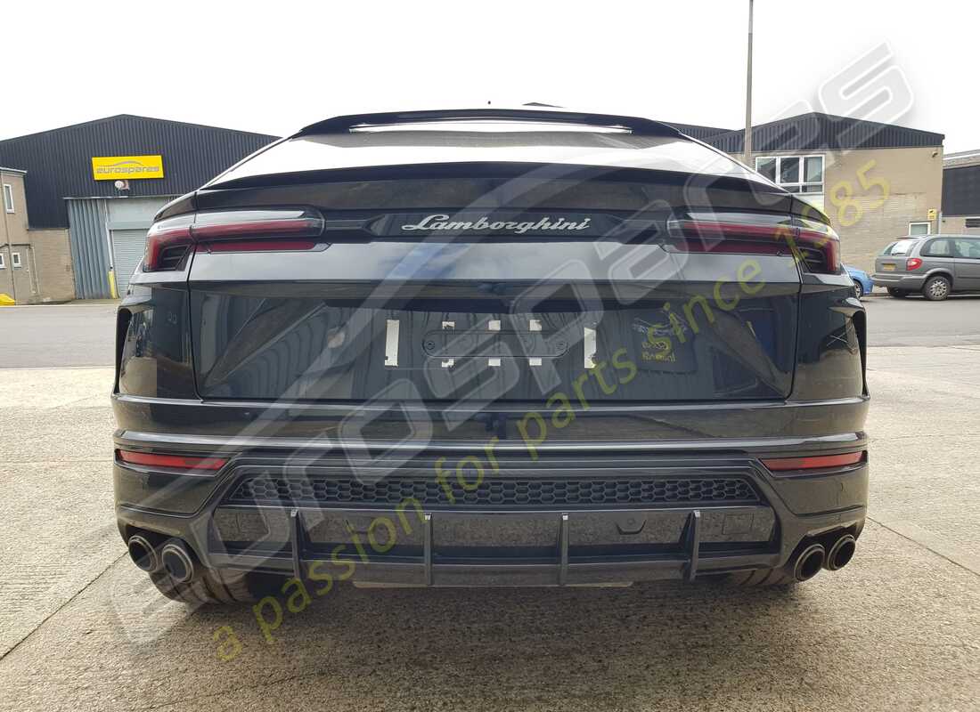 lamborghini urus (2020) con 16,266 miles, in preparazione per lo smantellamento di #4
