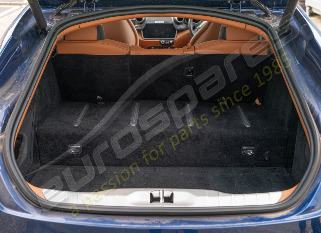 ferrari gtc4 lusso (rhd) con tbc, in preparazione per lo smantellamento di #18