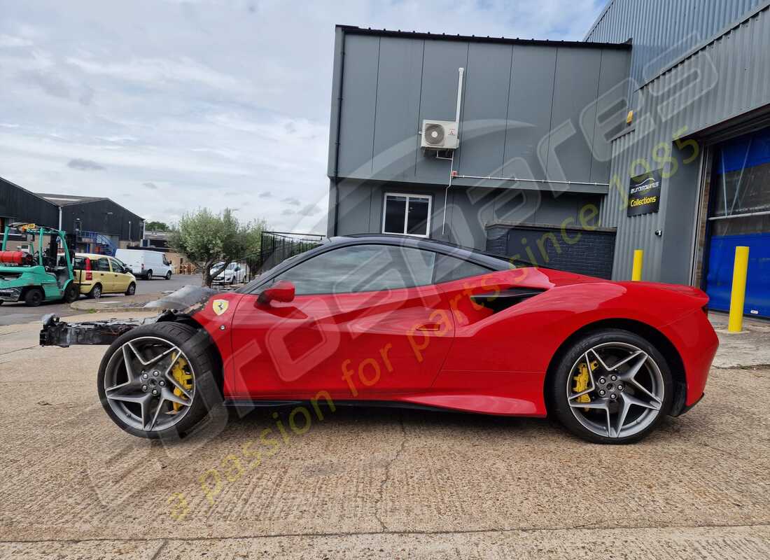 ferrari f8 tributo con 973 miglia, in preparazione per lo smantellamento di #2