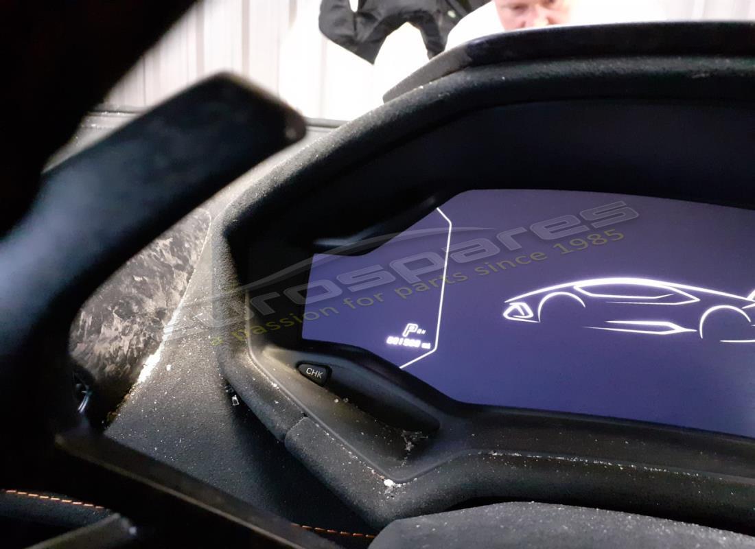 lamborghini 2019 (performante spyder) con 1,589 miles, in preparazione per lo smantellamento di #9