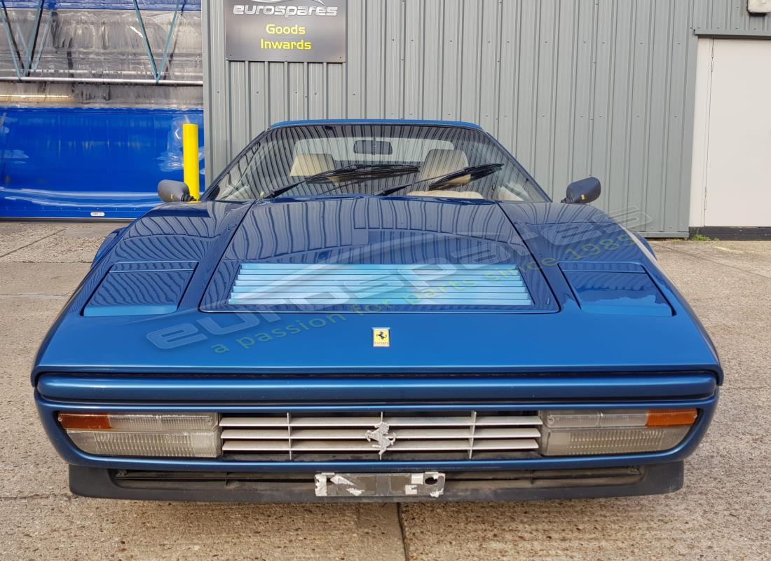 ferrari 328 (1988) con 66,645 miles, in preparazione per lo smantellamento di #8