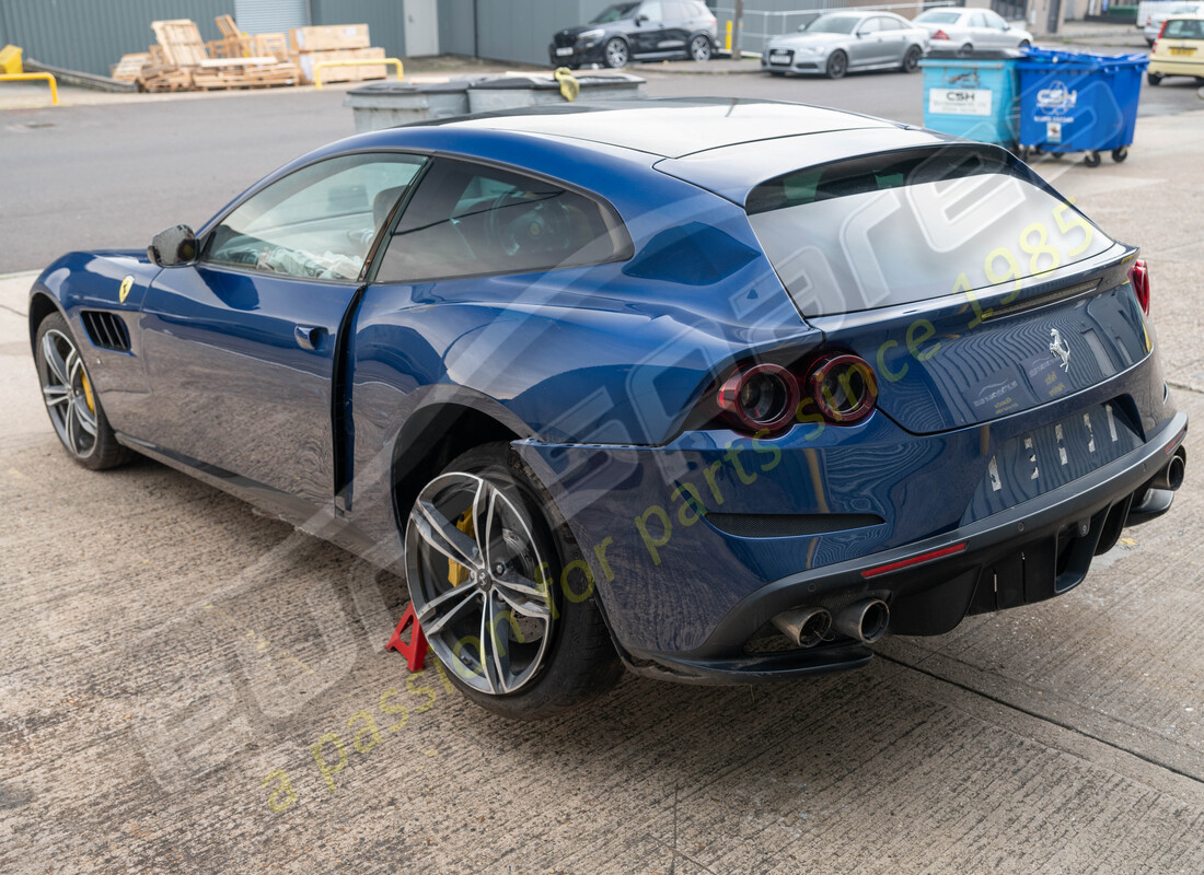 ferrari gtc4 lusso (rhd) con tbc, in preparazione per lo smantellamento di #3