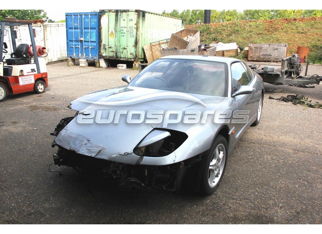 ferrari 456 m gt/m gta in preparazione per lo smantellamento presso eurospares