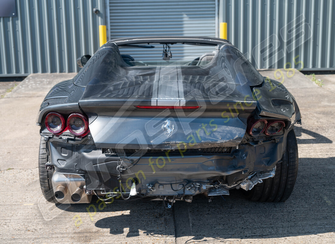 ferrari 812 gts con 620 miglia, in preparazione per lo smantellamento di #4