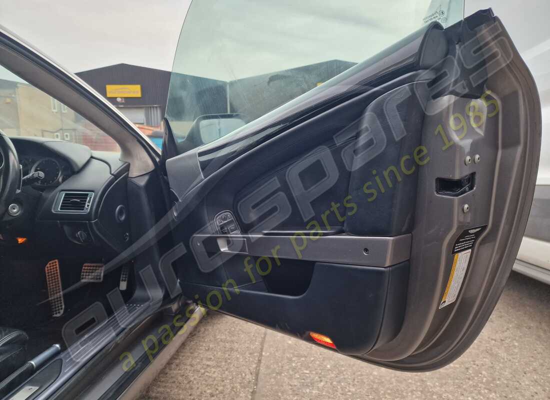 aston martin db9 (2007) con 102,483 miles, in preparazione per lo smantellamento di #12