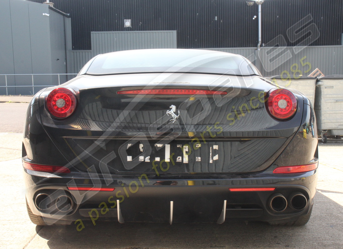 ferrari california t (rhd) con 22426 miglia, in preparazione per lo smantellamento di #4