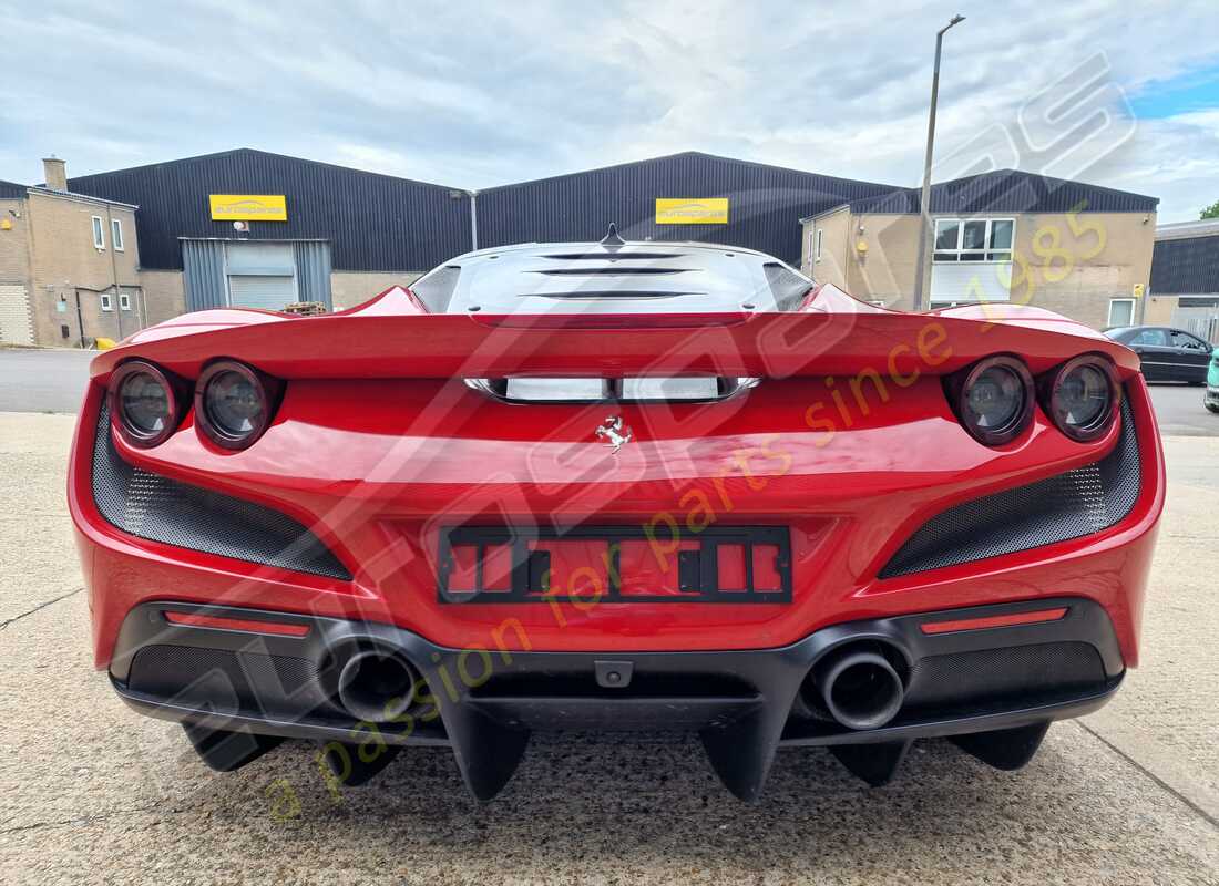 ferrari f8 tributo con 973 miglia, in preparazione per lo smantellamento di #4