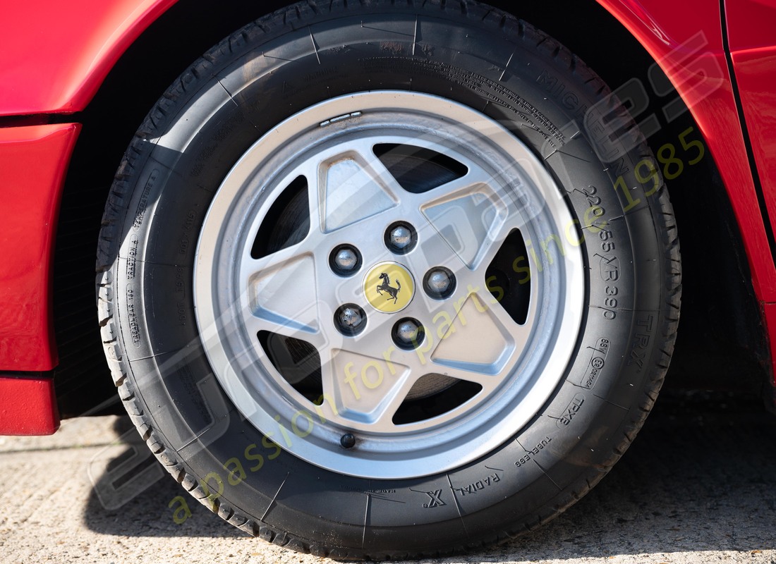 ferrari mondial 3.2 qv (1987) con 83223, in preparazione per lo smantellamento di #29