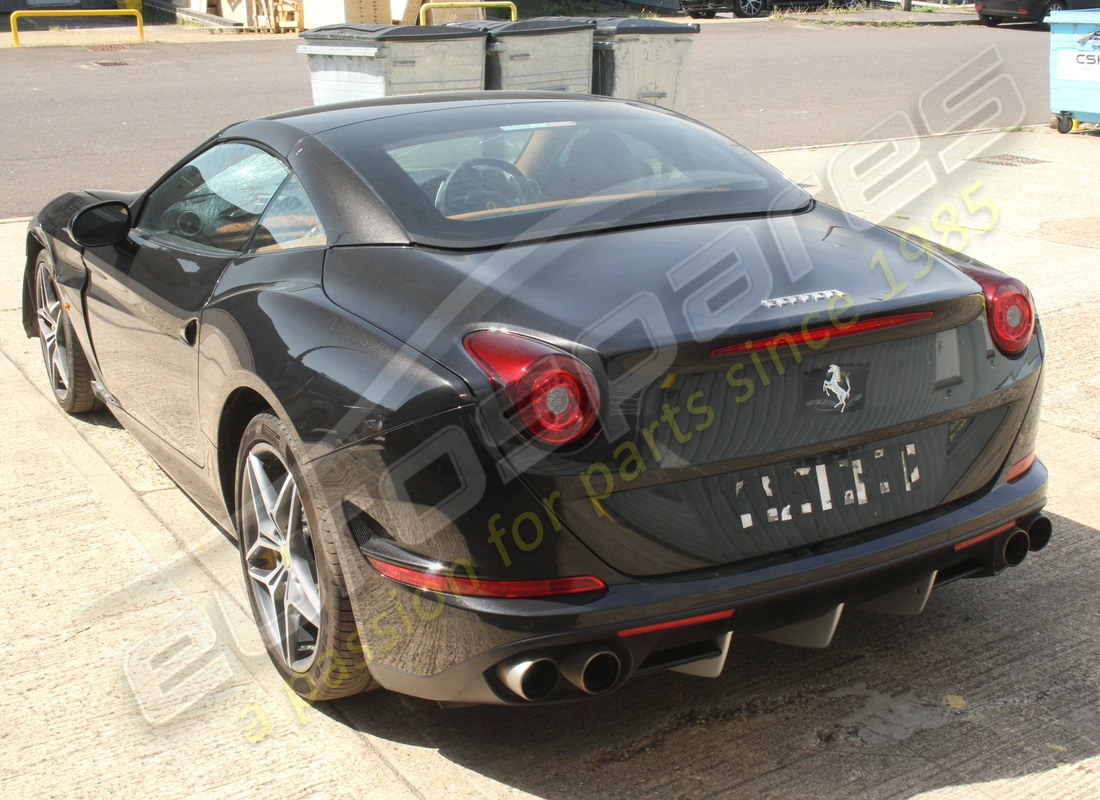 ferrari california t (rhd) con 22426 miglia, in preparazione per lo smantellamento di #3
