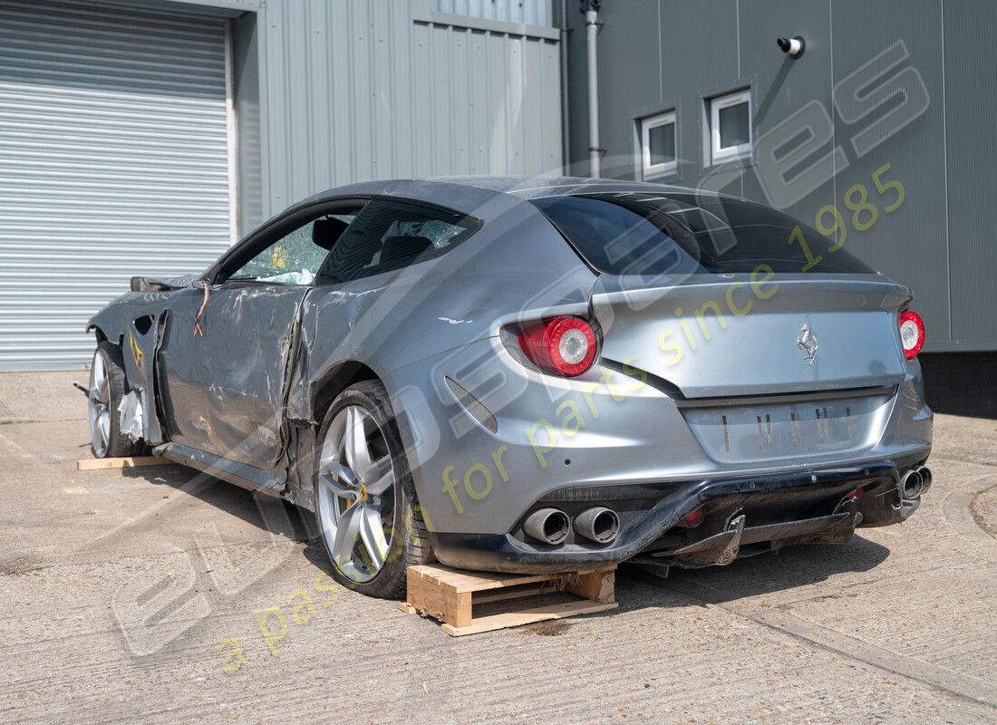 ferrari ff (rhd) con 50305, in preparazione per lo smantellamento di #3