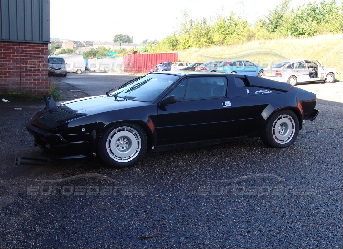 lamborghini jalpa 3.5 (1984) con 44,773 chilometri, in preparazione per lo smantellamento #1