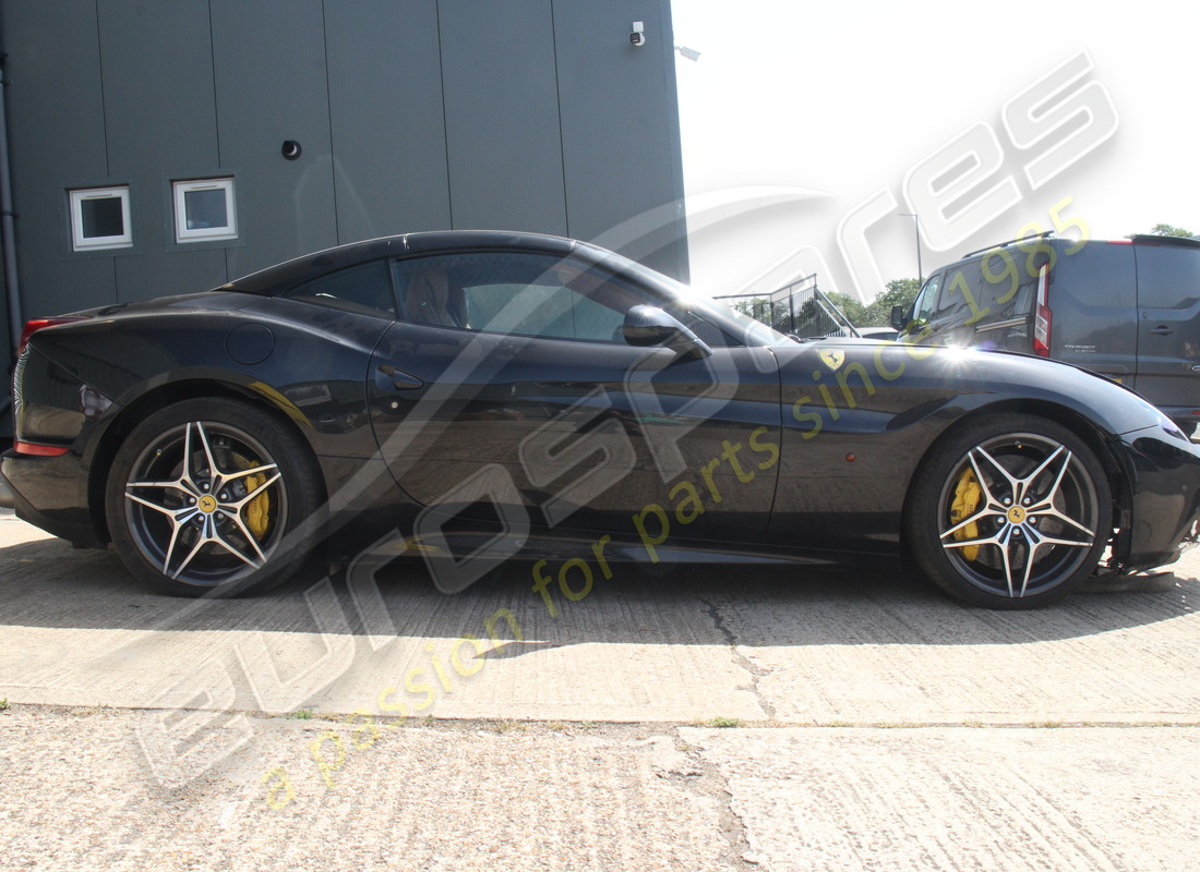 ferrari california t (rhd) con 22426 miglia, in preparazione per lo smantellamento di #6