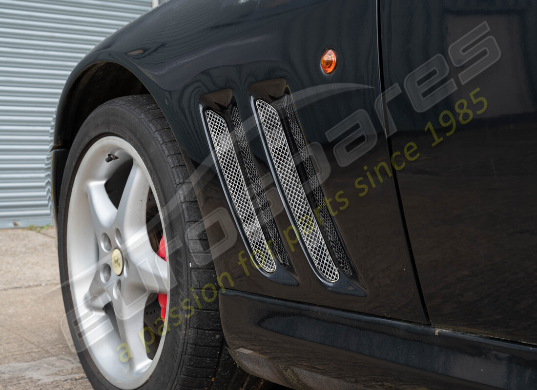 ferrari 550 maranello con 122523, in preparazione per lo smantellamento di #30