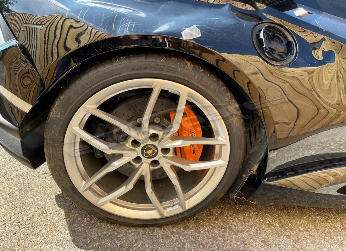 lamborghini performante spyder (2019) con 1,589 miles, in preparazione per lo smantellamento di #12