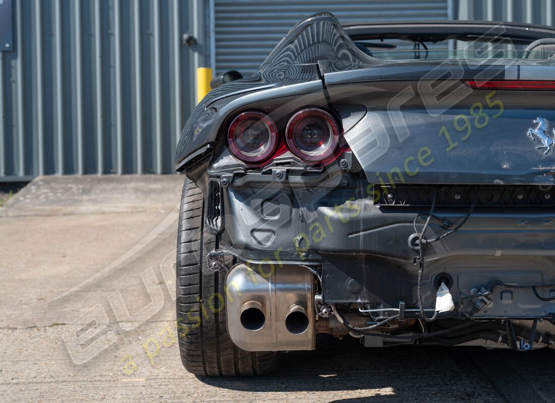 ferrari 812 gts con 620 miglia, in preparazione per lo smantellamento di #22